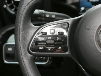 Mercedes-Benz A 180 d  MBUX Navi+ SpurH AHK ParkAss Business