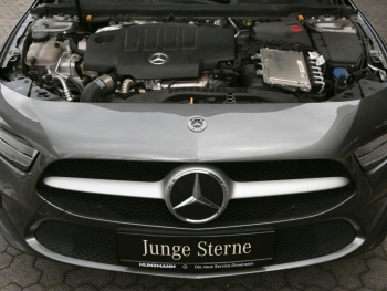Mercedes-Benz A 180 d  MBUX Navi+ SpurH AHK ParkAss Business