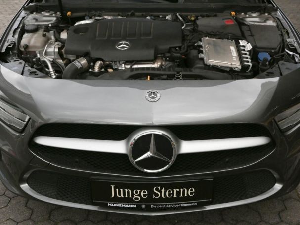 Mercedes-Benz A 180 d MBUX Navi+ SpurH AHK ParkAss Business Mercedes-Benz A 180 d MBUX Navi+ SpurH AHK ParkAss Business