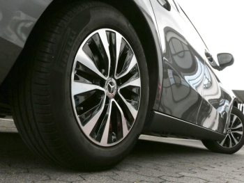 Mercedes-Benz A 180 d  MBUX Navi+ SpurH AHK ParkAss Business
