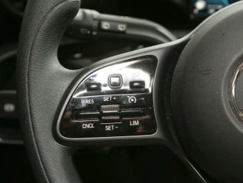 Mercedes-Benz A 180 d  MBUX Navi Spurhalte-Assist CarPlay