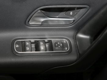 Mercedes-Benz A 180 d  MBUX Navi Spurhalte-Assist CarPlay