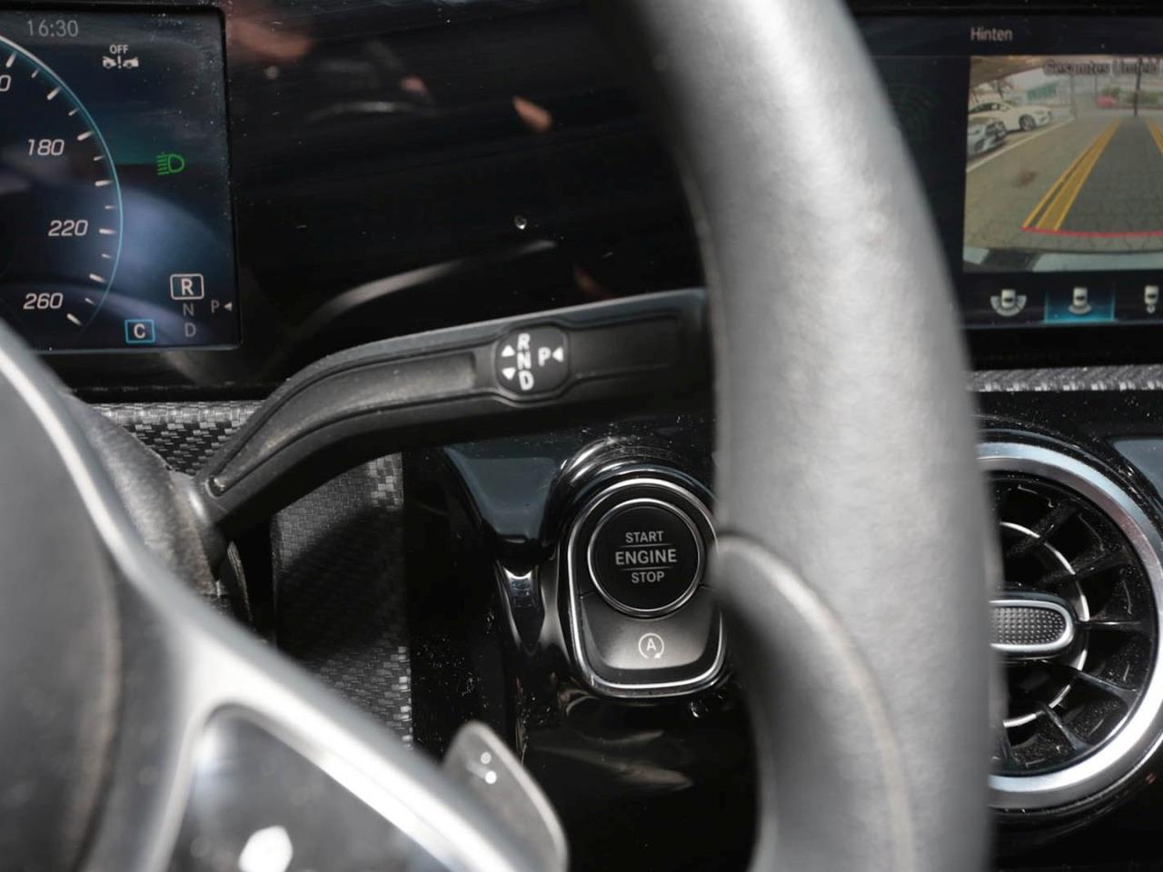 Mercedes-Benz A 180 d  Style Navi AHK Kamera Park-Paket