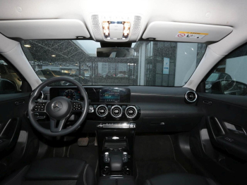 Mercedes-Benz A 180 d  Style Navi AHK Kamera Park-Paket