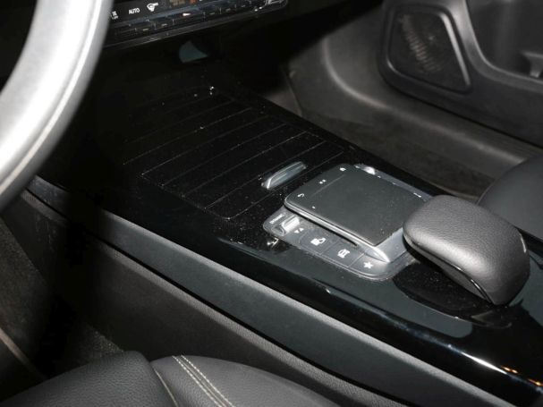 Mercedes-Benz A 180 d  Style Navi AHK Kamera Park-Paket