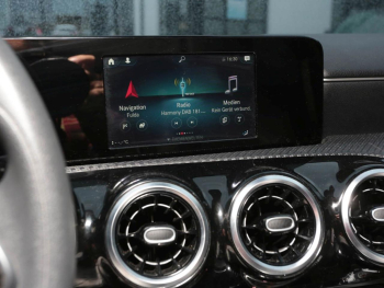 Mercedes-Benz A 180 d  Style Navi AHK Kamera Park-Paket