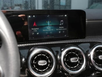 Mercedes-Benz A 180 d  Style Navi AHK Kamera Park-Paket