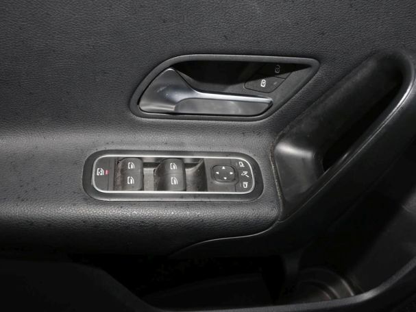 Mercedes-Benz A 180 d Style Navi AHK Kamera Park-Paket Mercedes-Benz A 180 d Style Navi AHK Kamera Park-Paket