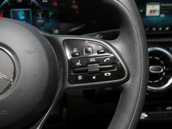 Mercedes-Benz A 180 d  Style Navi AHK Kamera Park-Paket