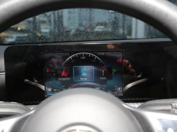 Mercedes-Benz A 180 d  Style Navi AHK Kamera Park-Paket