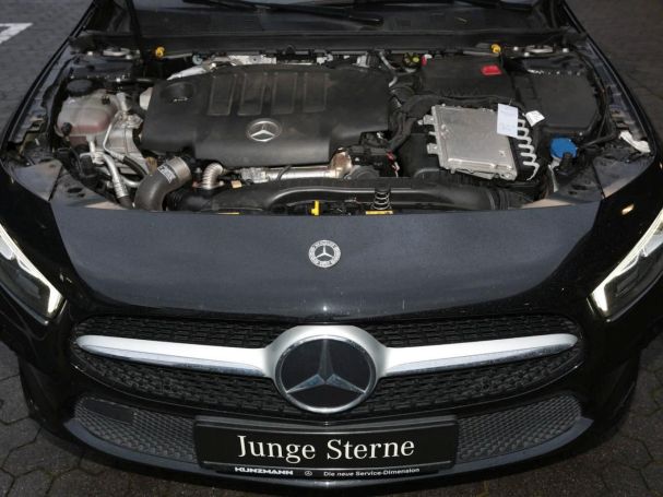Mercedes-Benz A 180 d Style Navi AHK Kamera Park-Paket Mercedes-Benz A 180 d Style Navi AHK Kamera Park-Paket