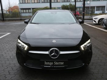 Mercedes-Benz A 180 d  Style Navi AHK Kamera Park-Paket Mercedes-Benz A 180 d  Style Navi AHK Kamera Park-Paket