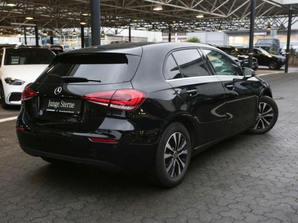 Mercedes-Benz A 180 d Style Navi AHK Kamera Park-Paket Mercedes-Benz A 180 d Style Navi AHK Kamera Park-Paket