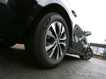 Mercedes-Benz A 180 d  Style Navi AHK Kamera Park-Paket