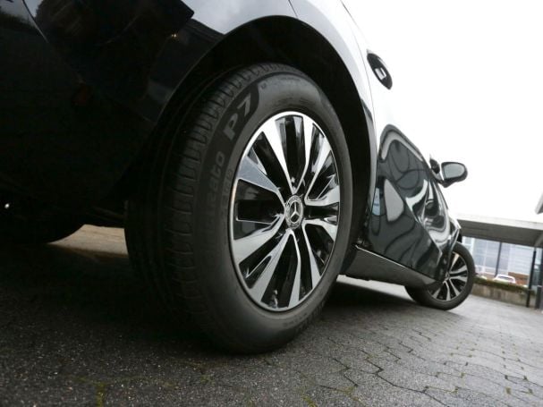 Mercedes-Benz A 180 d  Style Navi AHK Kamera Park-Paket