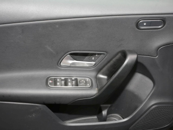 Mercedes-Benz A 180 d  Style MBUX Navi Kamera Sitzkomfort-P