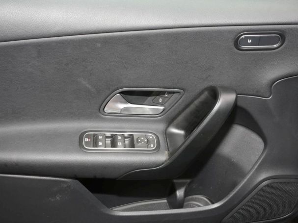 Mercedes-Benz A 180 d  Style MBUX Navi Kamera Sitzkomfort-P