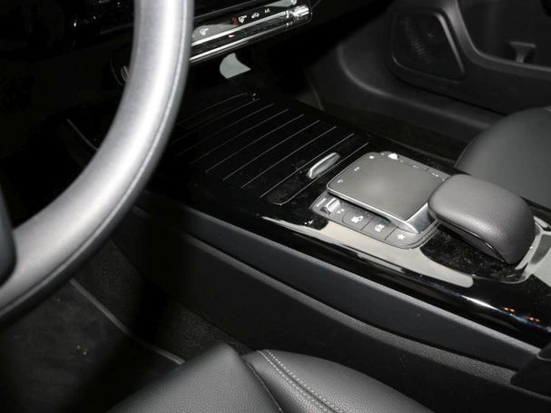 Mercedes-Benz A 180 d  Style MBUX Navi Kamera Sitzkomfort-P