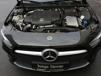 Mercedes-Benz A 180 d  Style MBUX Navi Kamera Sitzkomfort-P