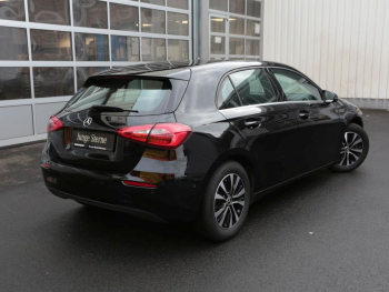 Mercedes-Benz A 180 d  Style MBUX Navi Kamera Sitzkomfort-P