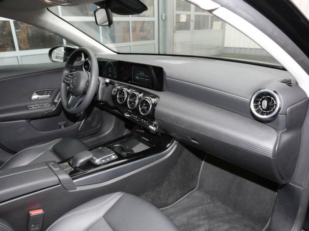 Mercedes-Benz A 180 d  Style MBUX Navi Kamera Sitzkomfort-P