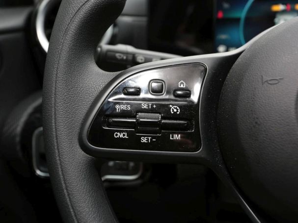 Mercedes-Benz A 180 d  Style MBUX Navi Kamera Sitzkomfort-P
