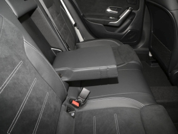 Mercedes-Benz A 180 Kompaktlimousine AMG Night MBUX Navi-Prem.