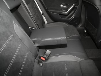 Mercedes-Benz A 180 Kompaktlimousine AMG Night MBUX Navi-Prem.
