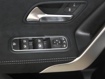Mercedes-Benz A 180 Kompaktlimousine AMG Night MBUX Navi-Prem.