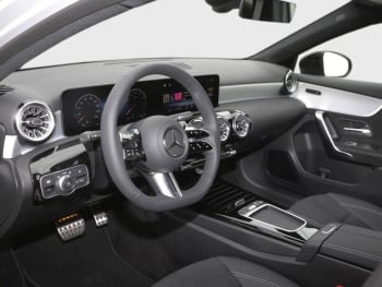Mercedes-Benz A 180 Kompaktlimousine AMG Night MBUX Navi-Prem.