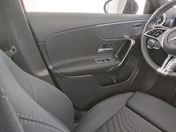 Mercedes-Benz A 180 Progressive Night Navi Kamera Spiegel-Paket