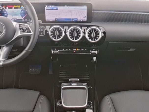 Mercedes-Benz A 180 Progressive Night Navi Kamera Spiegel-Paket Mercedes-Benz A 180 Progressive Night Navi Kamera Spiegel-Paket