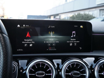 Mercedes-Benz A 180  AMG MBUX Navi Smartphone-Integration