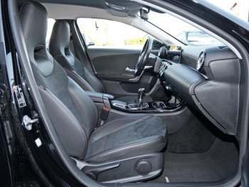 Mercedes-Benz A 180  AMG MBUX Navi Smartphone-Integration