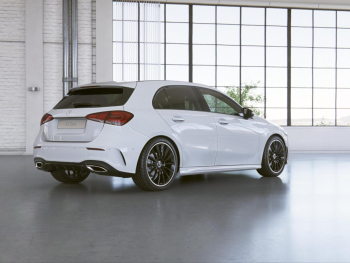 Mercedes-Benz A 180  AMG Night MBUXNavi Panorama Kamera