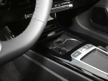 Mercedes-Benz A 200 d Kompaktlimousine AMG Night Navi Kamera