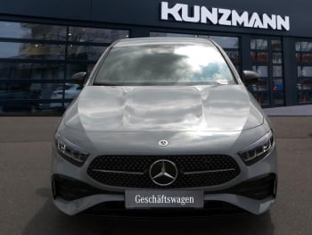 Mercedes-Benz A 200 d Kompaktlimousine AMG Night Navi Kamera