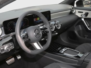 Mercedes-Benz A 200 d Kompaktlimousine AMG Night Navi Kamera