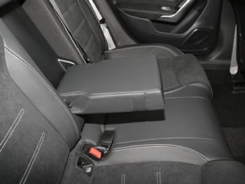 Mercedes-Benz A 200 d Kompaktlimousine AMG Night Navi Kamera