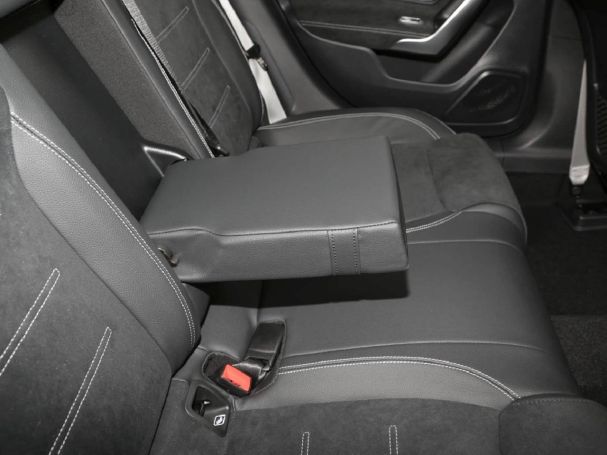 Mercedes-Benz A 200 d Kompaktlimousine AMG Night Navi Kamera Mercedes-Benz A 200 d Kompaktlimousine AMG Night Navi Kamera