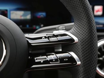Mercedes-Benz A 200 d Kompaktlimousine AMG Night Navi Kamera