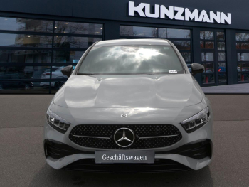 Mercedes-Benz A 200 d Kompaktlimousine AMG Night Navi Kamera