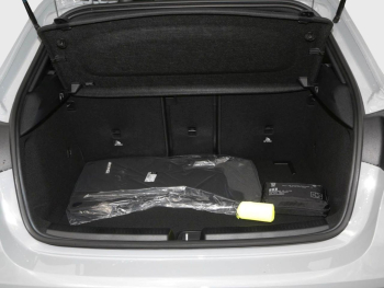 Mercedes-Benz A 200 d Kompaktlimousine AMG Night Navi Kamera