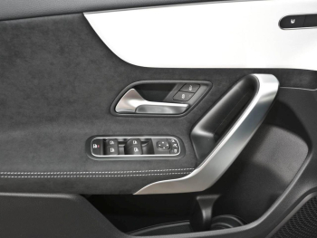 Mercedes-Benz A 200 d Kompaktlimousine AMG Night AHK SHZ Kamera