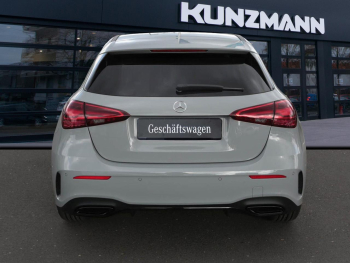 Mercedes-Benz A 200 d Kompaktlimousine AMG Night AHK SHZ Kamera