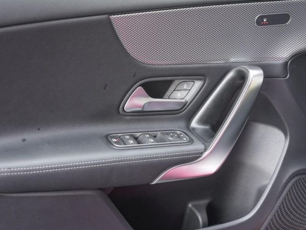 Mercedes-Benz A 200 d Progressive MBUX Navi AHK Kamera Park-P