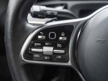 Mercedes-Benz A 200 d Progressive MBUX Navi AHK Kamera Park-P