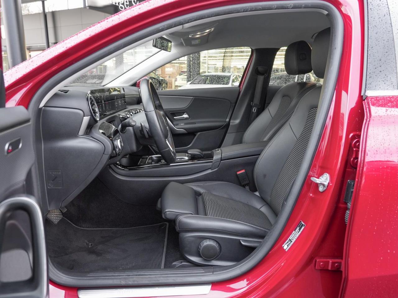 Mercedes-Benz A 200 d Progressive MBUX Navi AHK Kamera Park-P