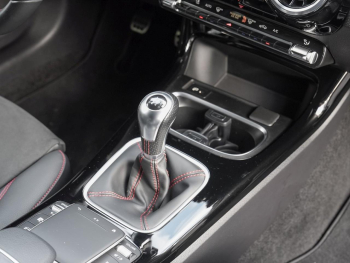 Mercedes-Benz A 200 d  AMG Night MBUXNavi+ Sitzkomfort-P