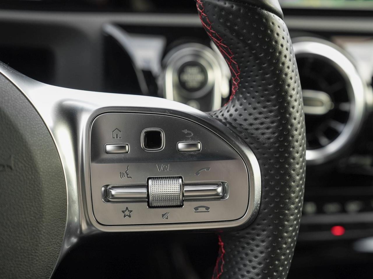 Mercedes-Benz A 200 d  AMG Night MBUXNavi+ Sitzkomfort-P